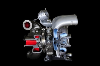 Illustration for article titled Ford's "Scorpion" Power Stroke Diesel V8: Live And In Living Color!